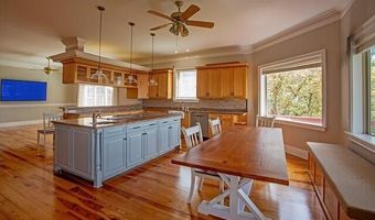 1392 Eden Rd, Awendaw, SC 29429