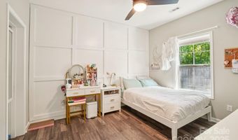 10 Memory Ln, Arden, NC 28704
