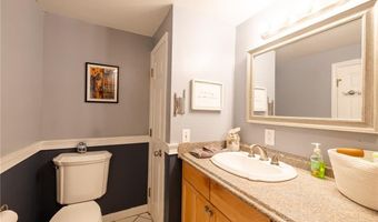 62 Centre Rd, Glocester, RI 02814