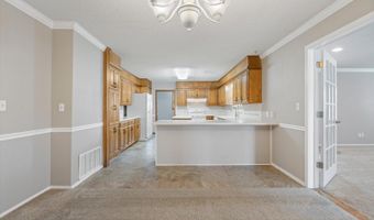 931 King Dr, Bartlesville, OK 74006