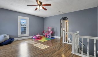61 Church St, Ashville, OH 43103