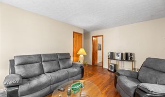 219-221 Kenwood Ave, Akron, OH 44313