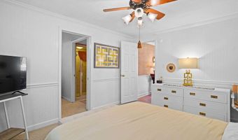 2684 LAKEVIEW Cir, Alford, FL 32420