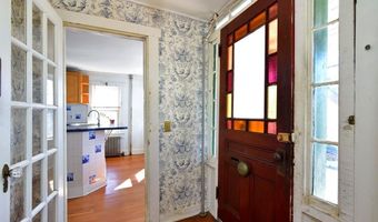 55 Mt Hope Ave, Bristol, RI 02809