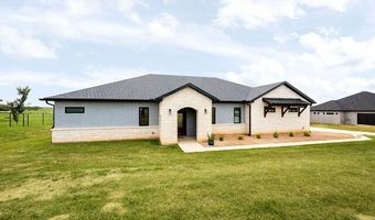 120 Western Way, Adkins, TX 78101