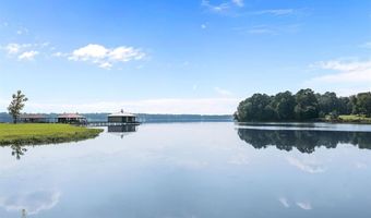 135 Oak Leaf Trl, Benton, LA 71006
