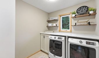 3405 Pawnee Dr SE, Alexandria, MN 56308