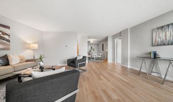 1101 S ARLINGTON RIDGE Rd 212, Arlington, VA 22202