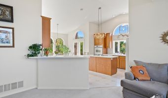 10100 Zermatt Cir, Anchorage, AK 99507