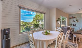 71 Fountainhead Cir, Henderson, NV 89052
