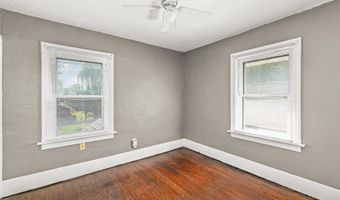 1427 Mattern Ave, Des Moines, IA 50316