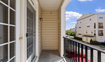 42563 HIGHGATE Ter, Brambleton, VA 20148