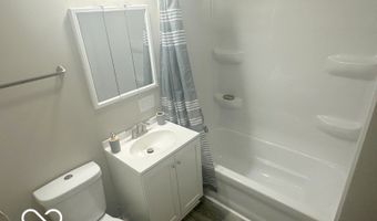 1306 Woodbine Dr, Anderson, IN 46011
