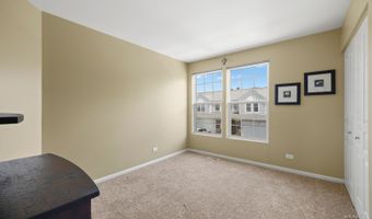 1 Parkside Ct, Algonquin, IL 60102