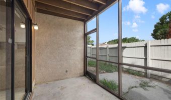 1412 OAK Pl J, Apopka, FL 32712