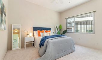 3009 Ala Makahala Pl 102, Honolulu, HI 96818