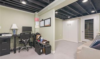 460 Schooner Ave, Jamestown, RI 02835