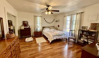 305 E Webster Ave, Ava, MO 65608