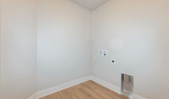 2231 Chan Dr, Adel, IA 50003