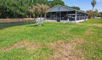 58 Leisure Dr, Auburndale, FL 33823