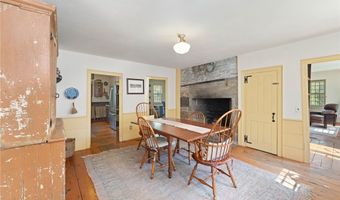 16 Burgess Rd, Foster, RI 02825