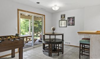 2236 E Roanoke Dr, Boise, ID 83712