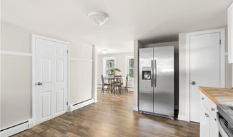 280 Long St, Warwick, RI 02886