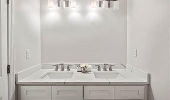 0 Greenwich Blvd 304, East Greenwich, RI 02818