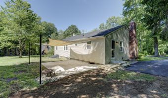70 Doubleday Rd, Columbia, CT 06237