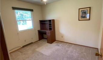 1805 10th Pl NE, Austin, MN 55912
