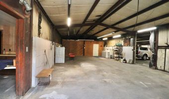 123 Westover Dr, Adel, GA 31620