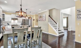 355 WESTVIEW Dr, Akron, PA 17501