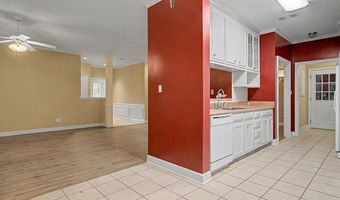 1911 Regalwood Dr, Albany, GA 31721