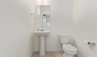 21821 E 7th Ave, Aurora, CO 80018