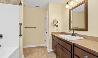 3330 Kellygreen Ct, Angola, IN 46703