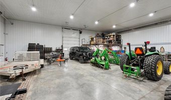 223 202nd St, Alden, WI 54026