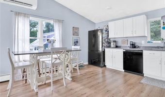 75 Canning St, Cumberland, RI 02864