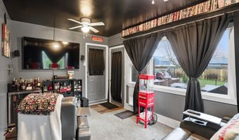8612 Lockwood Pl, Indianapolis, IN 46217