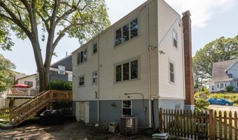 15 Peak Hill Rd, Boston, MA 02132