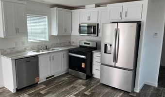 230 N 2nd St 33, Berthoud, CO 80513