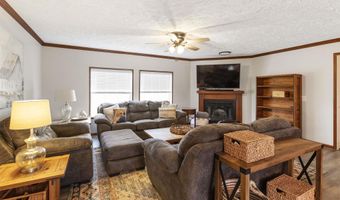 957 Blessing Rd, Albertville, AL 35951