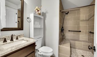 839 Shady Grv, Adkins, TX 78101