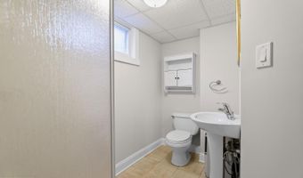 923 ARRAN Rd, Baltimore, MD 21239