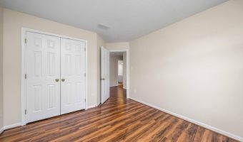 235 W HOPE Ct, Bear, DE 19701