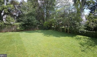 5804 RIDGEFIELD Rd, Bethesda, MD 20816