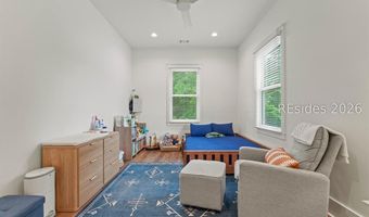 37 Park Sq S, Beaufort, SC 29907