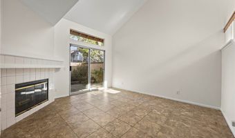 8015 E Snowberry Ln, Anaheim, CA 92808