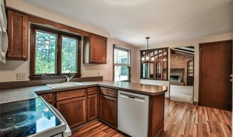 212 Robin Rd, Amherst, NY 14228