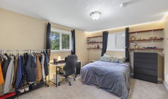 13063 BROOKSIDE Dr, Aurora, OR 97002