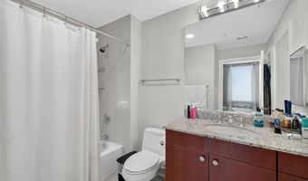 6820 WISCONSIN Ave 4006, Bethesda, MD 20815